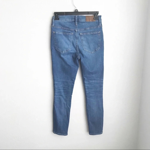 MADEWELL 9" High Rise Skinny Crop Jeans in Delmar Distressed Wash 25 - Picture 3 of 10